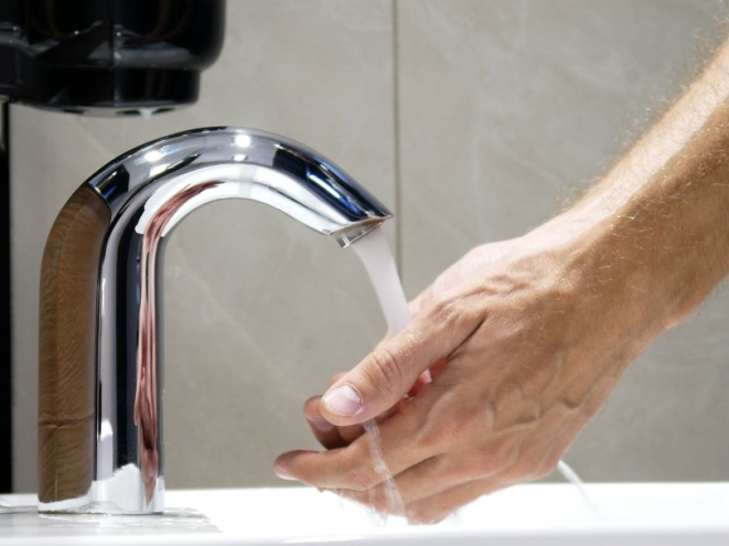 Smart Plumbing Fixtures: Quick Guide